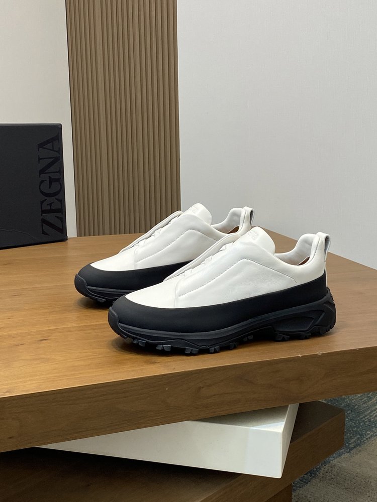 ZEGNA 남성 스웨이드 트리플 스티치 몬테 캐주얼 슈 001-282152