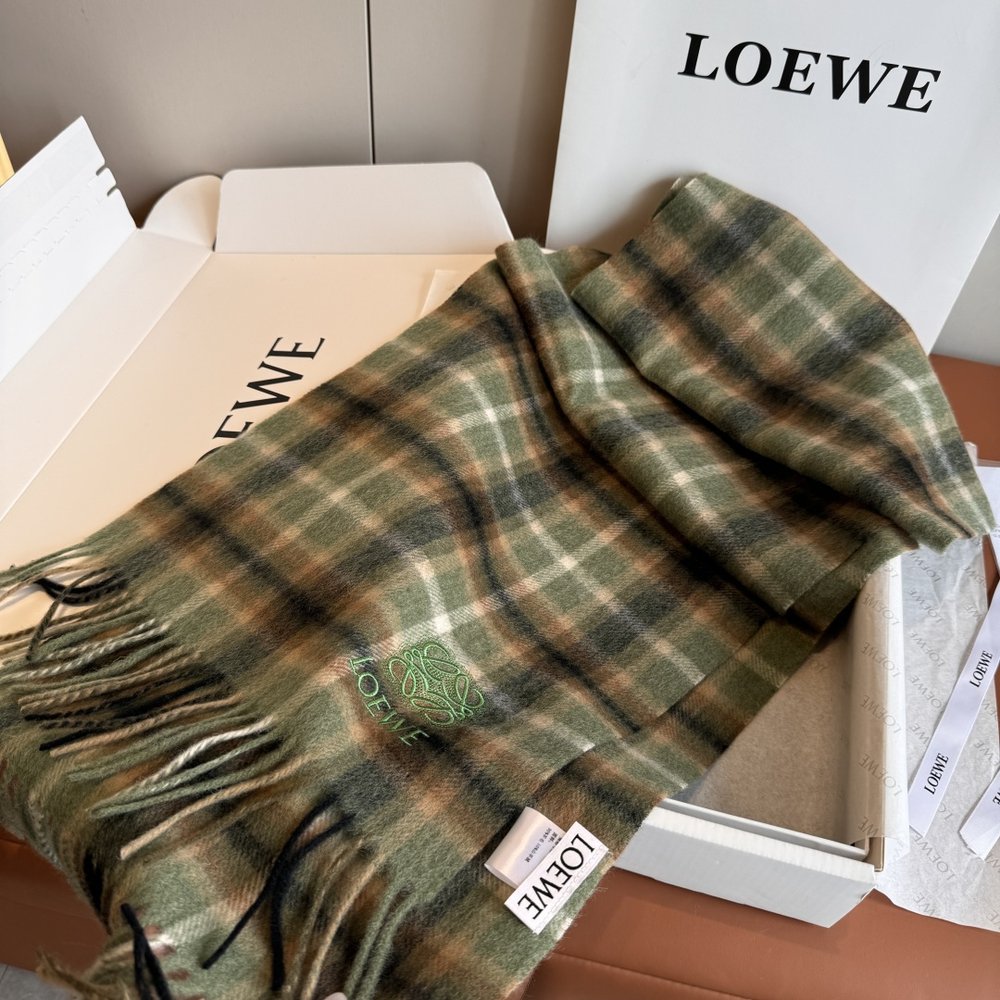 LOEWE 양면 캐시미어 머플러 001-282167