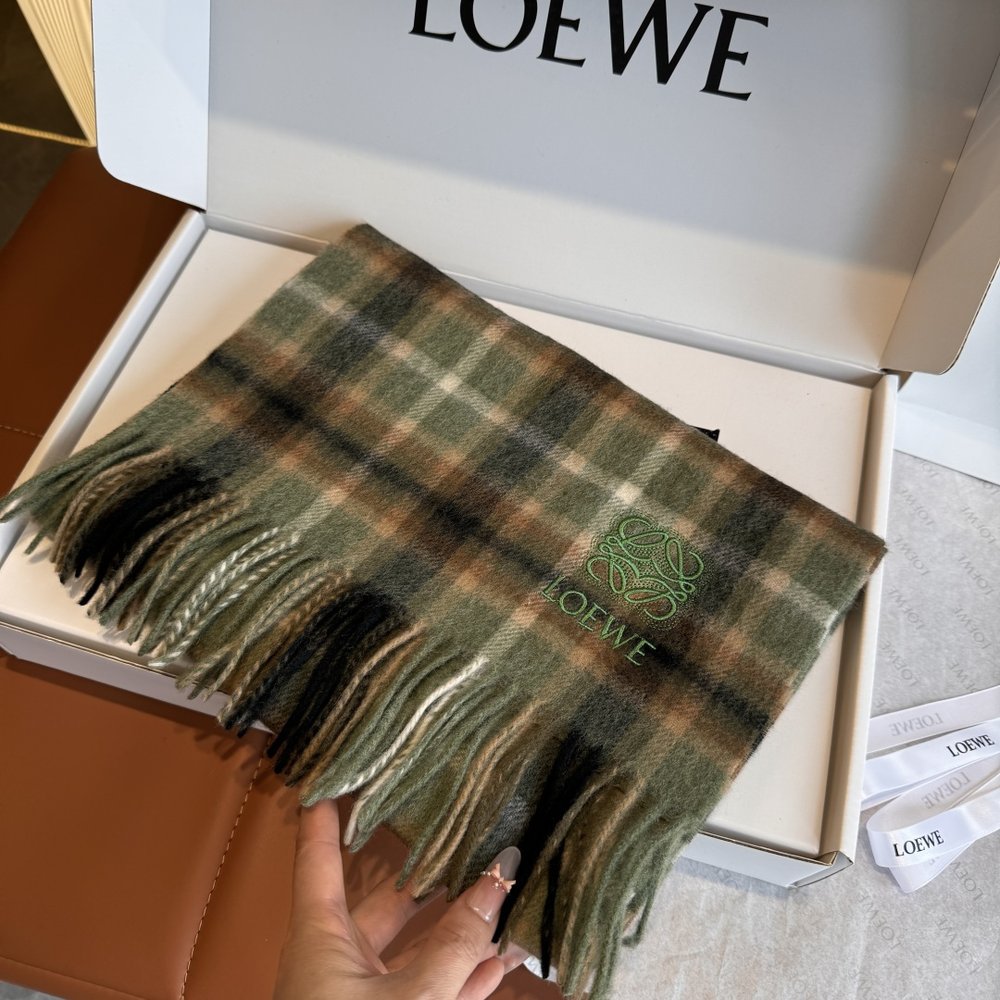 LOEWE 양면 캐시미어 머플러 001-282167