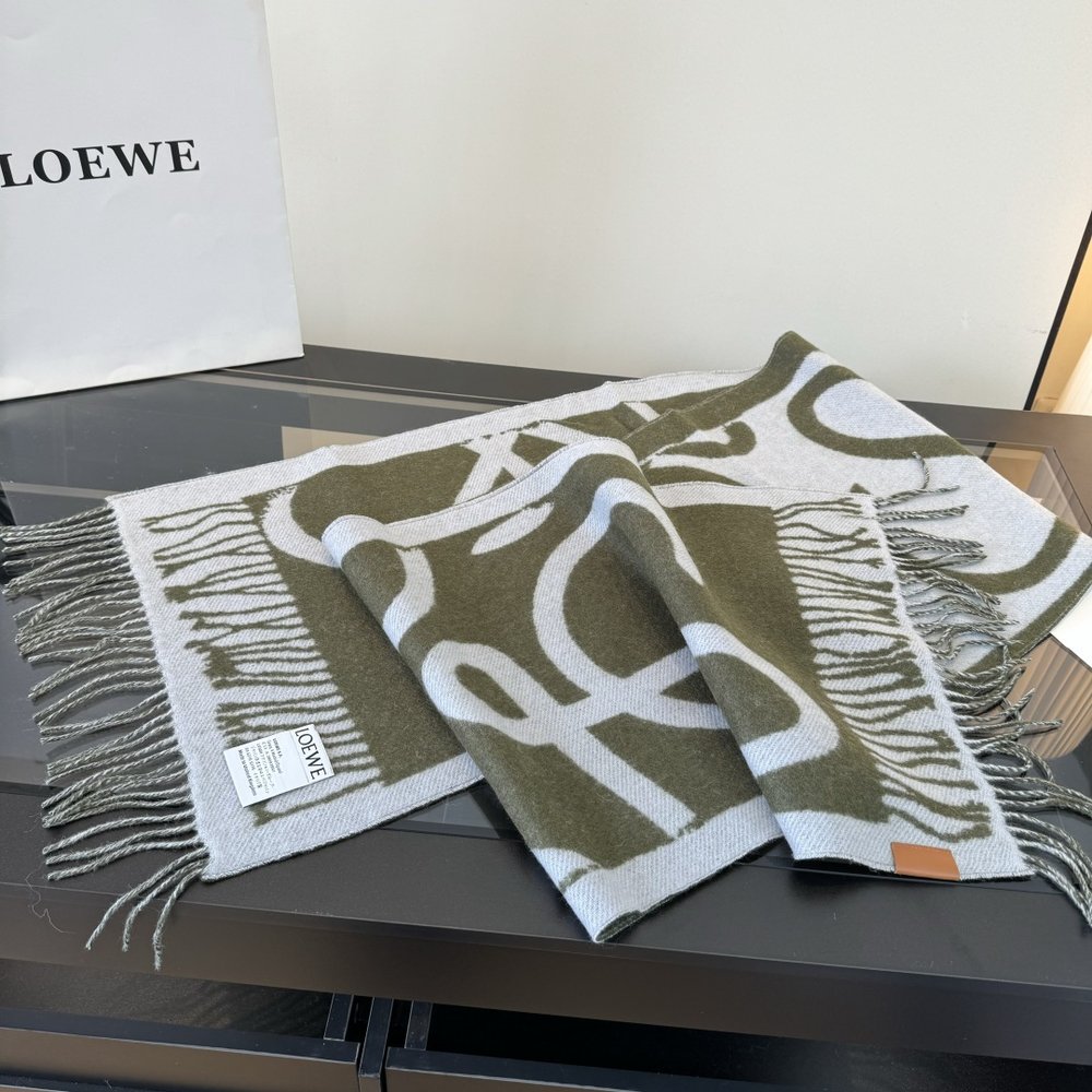 LOEWE 로고 그래피티 스카프 001-282176