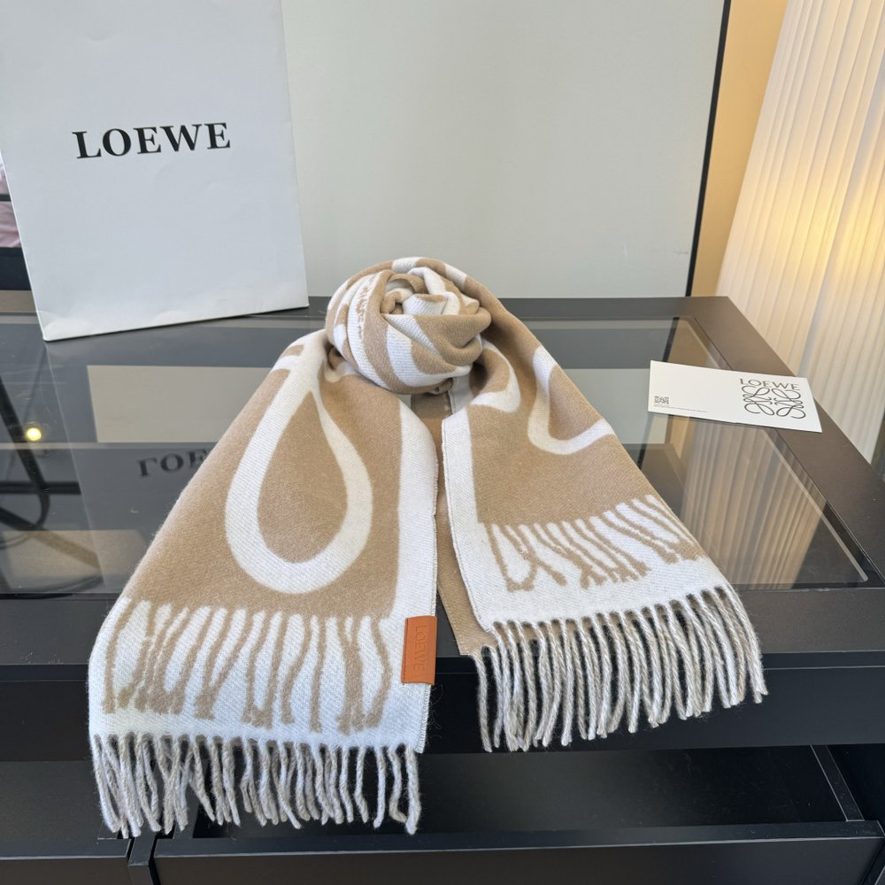 LOEWE 로고 그래피티 스카프 001-282176