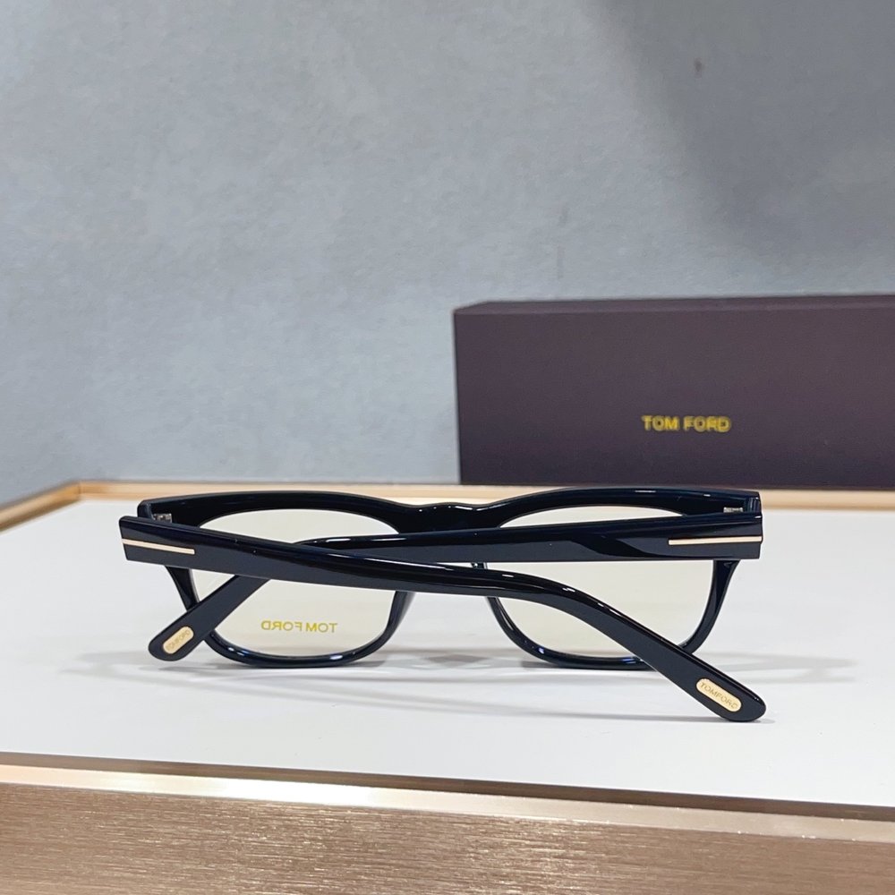 TOM FORD 선글라스 001-282180