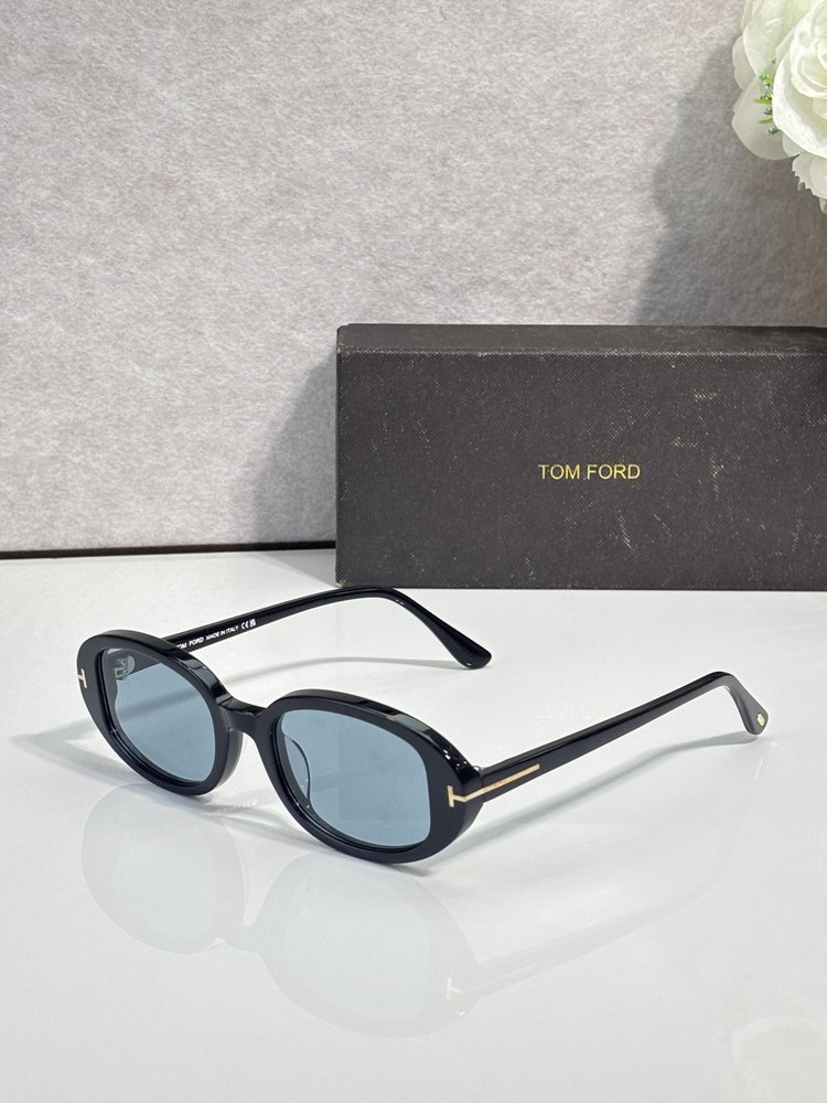 TOM FORD IGGY 선글라스 001-282183