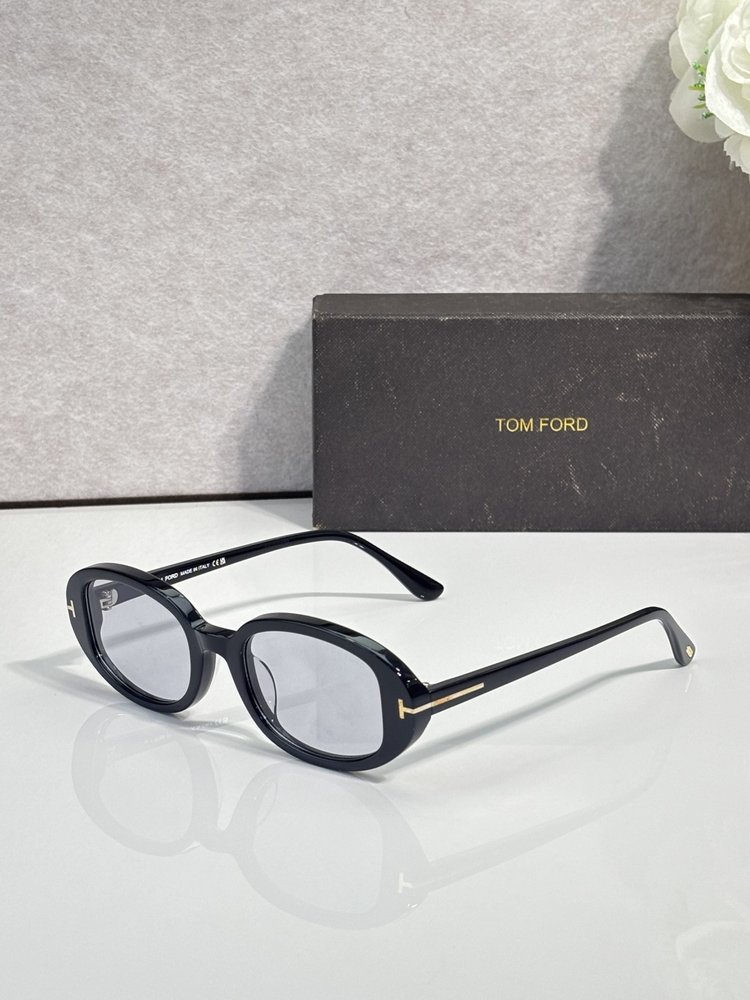 TOM FORD IGGY 선글라스 001-282183