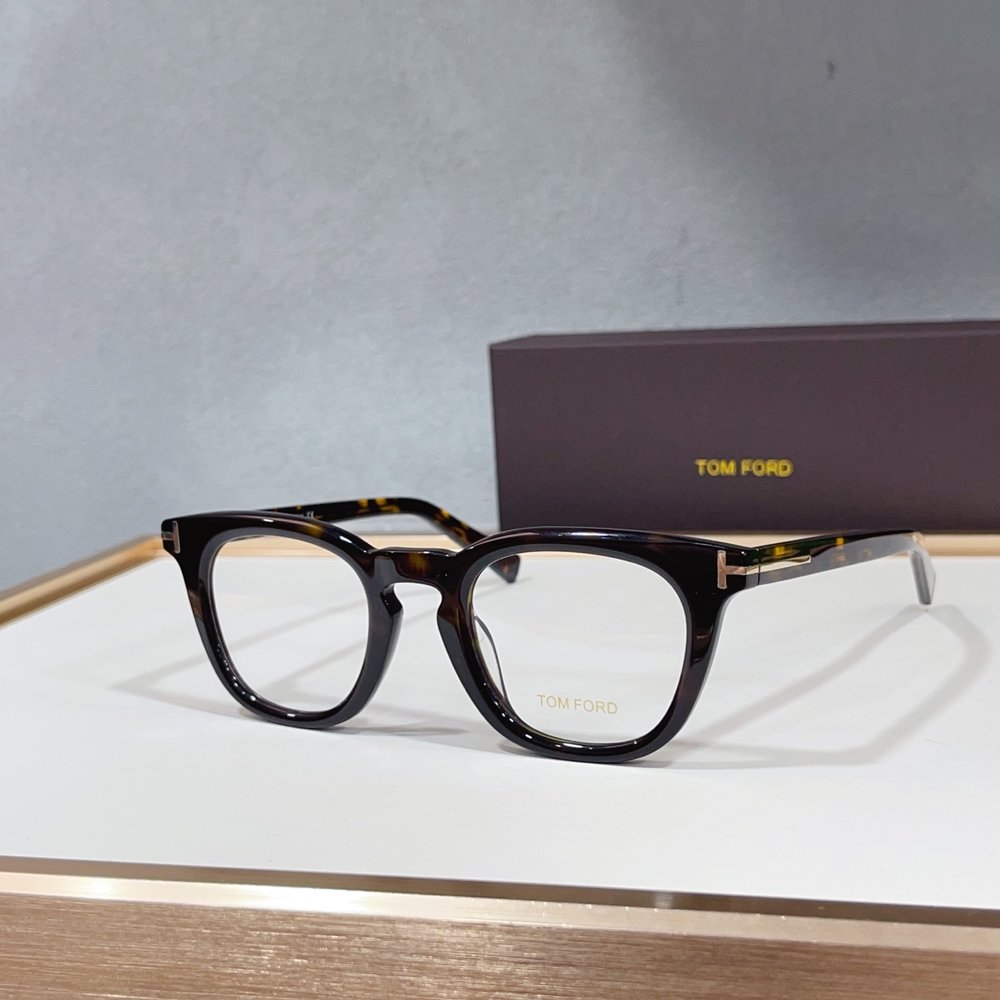 TOM FORD 선글라스 블랙 001-282201