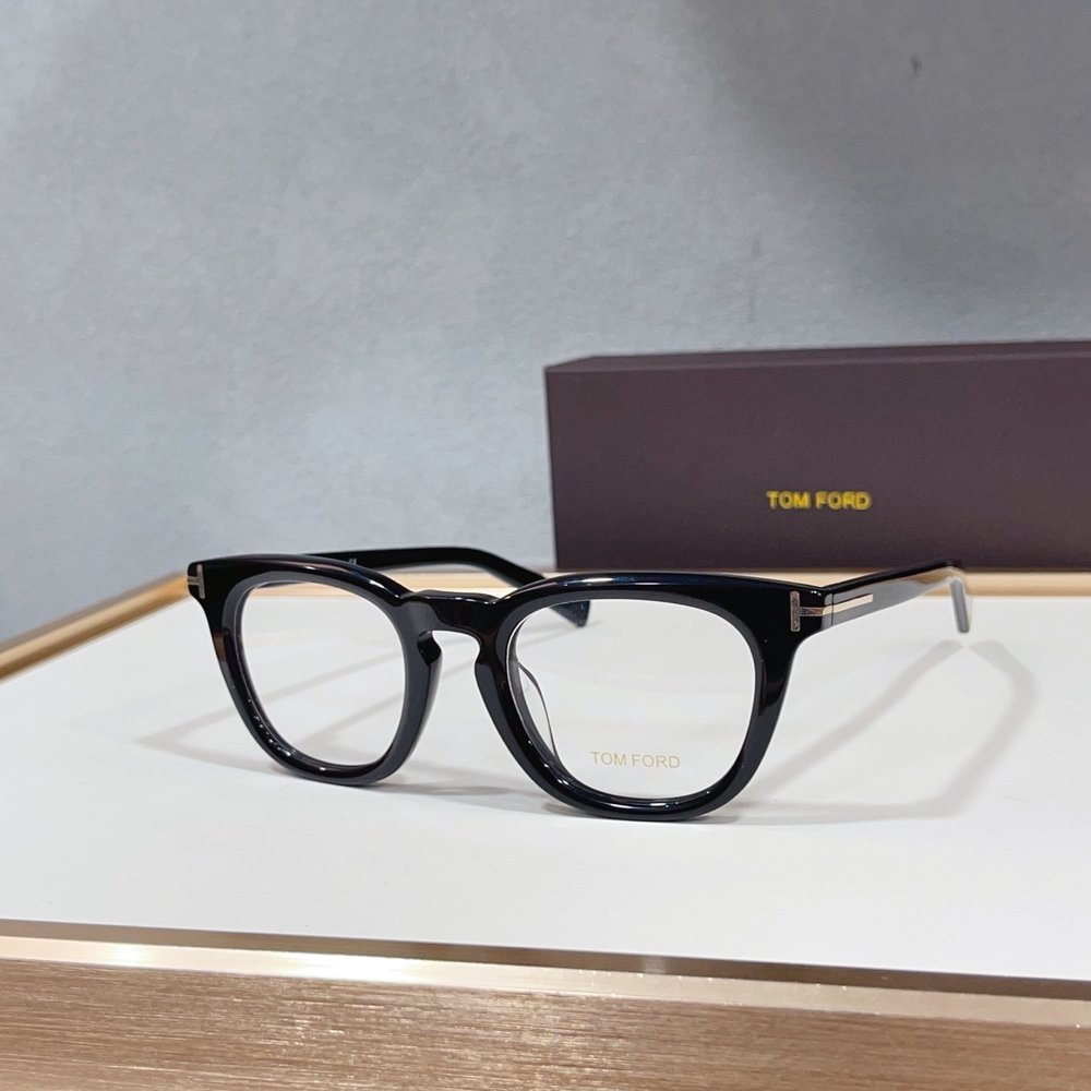 TOM FORD 선글라스 블랙 001-282201