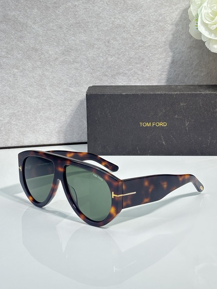 TOM FORD 선글라스 멀티컬러 001-282218