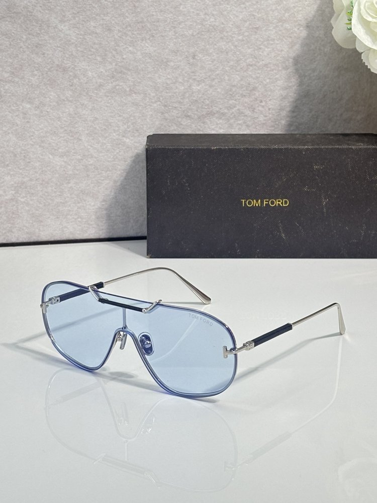 TOM FORD 선글라스 멀티컬러 001-282223