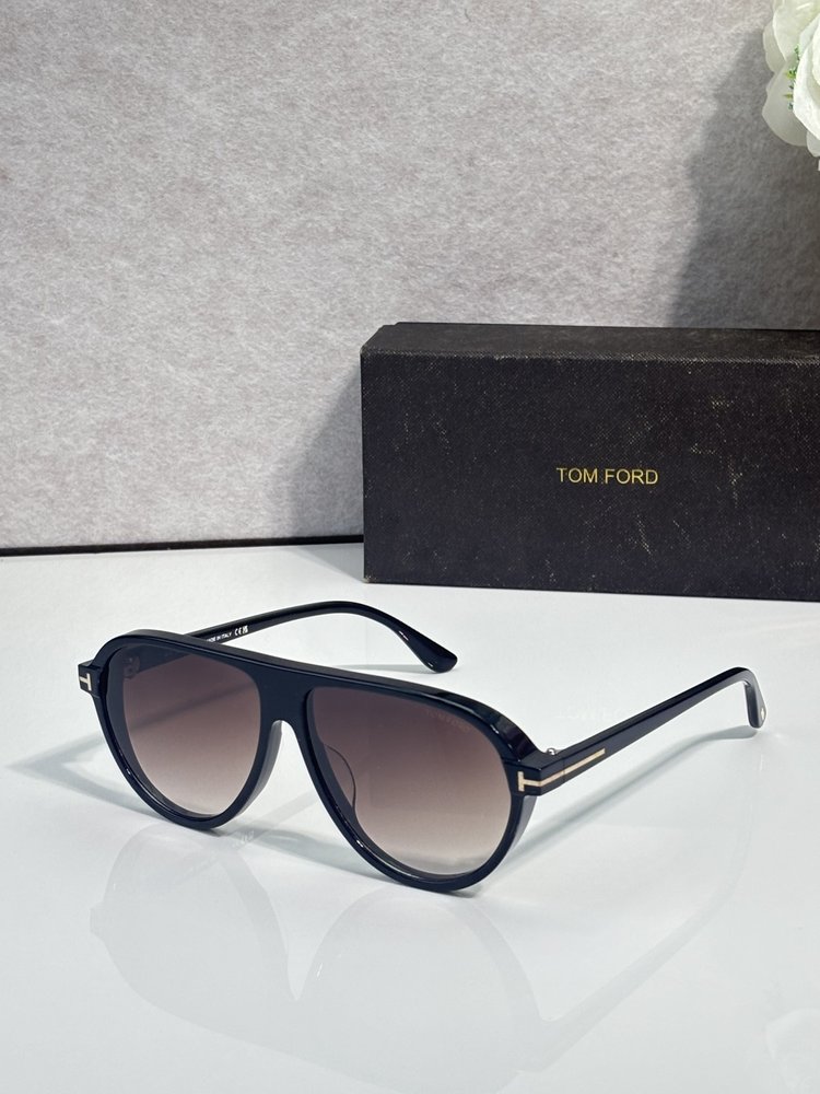 TOM FORD 선글라스 001-282304