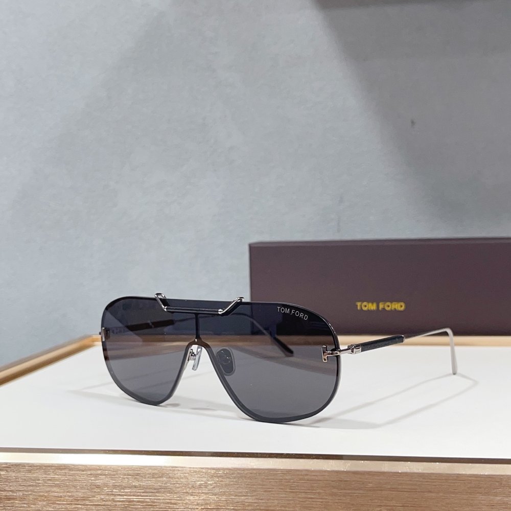 TOM FORD 톰포드 선글라스 001-282306