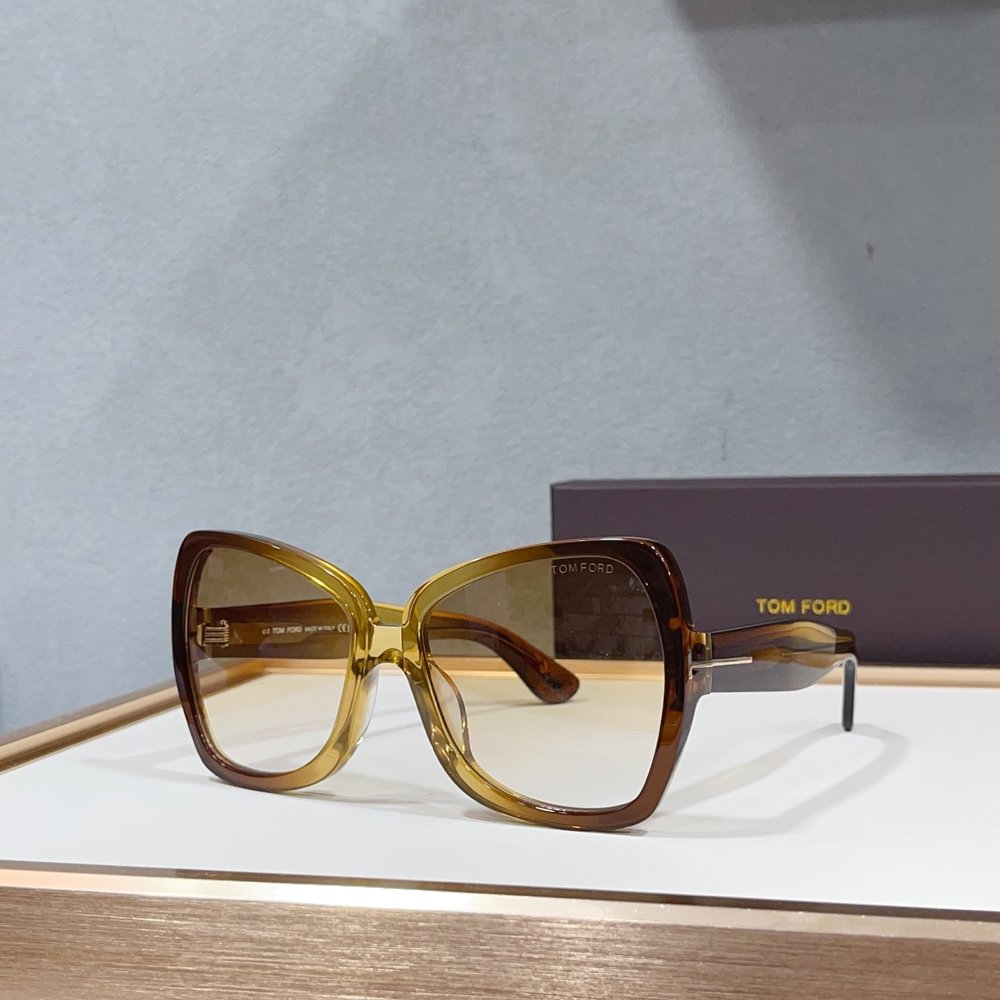 TOM FORD 선글라스 멀티컬러 001-282307