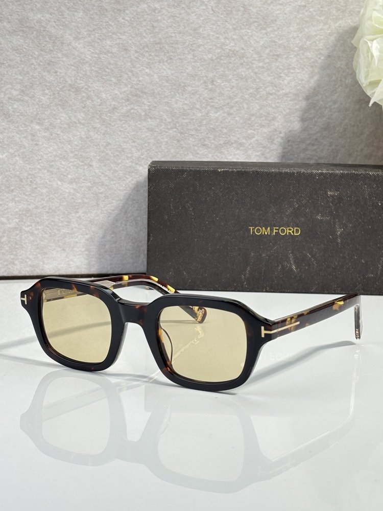 TOM FORD 탐포드 선글라스 001-282313