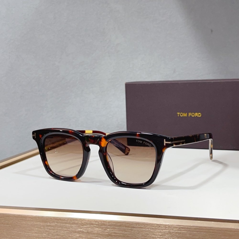 TOM FORD 선글라스 001-282321