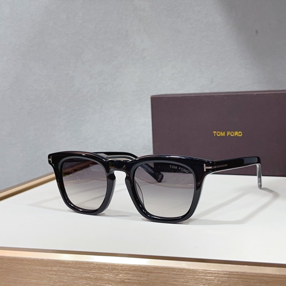 TOM FORD 선글라스 001-282321
