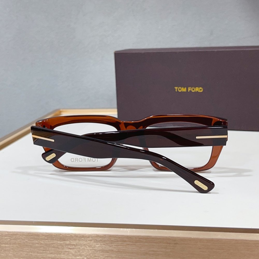TOM FORD 톰포드 선글라스 001-282324