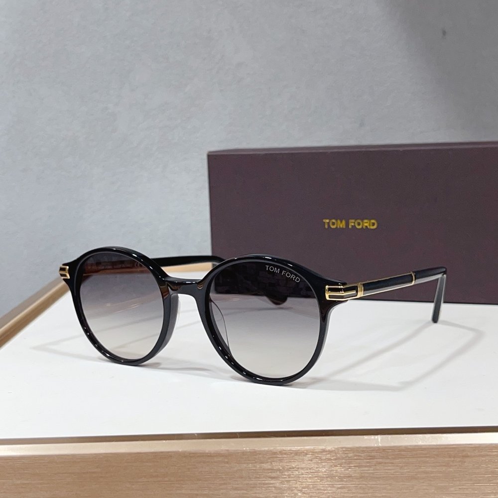 TOM FORD 선글라스 멀티컬러 001-282325