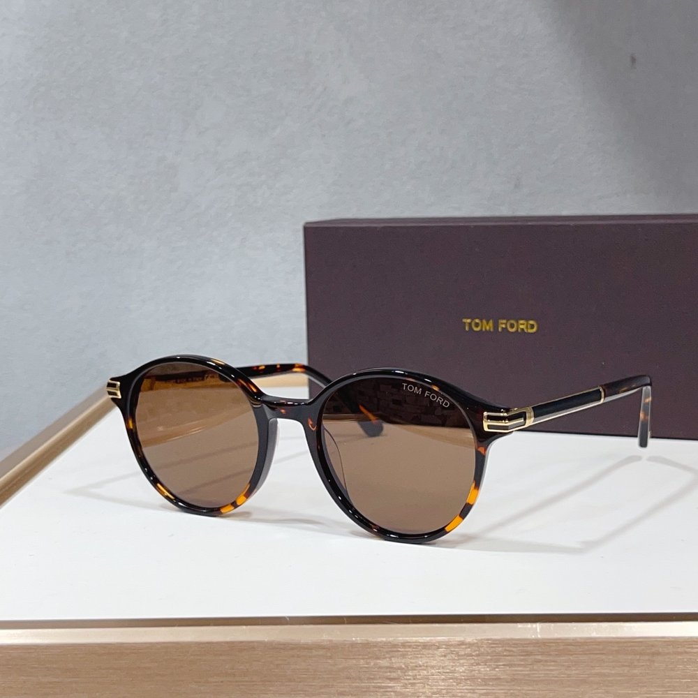 TOM FORD 선글라스 멀티컬러 001-282325