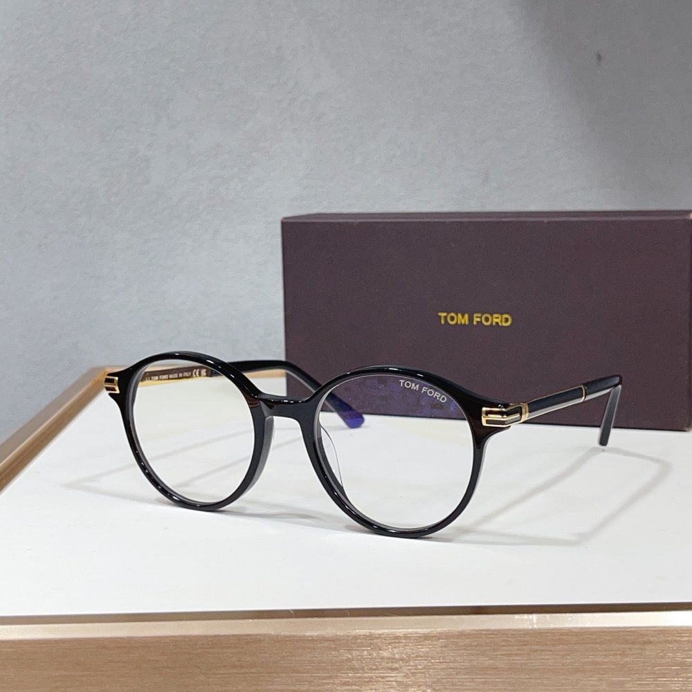TOM FORD 선글라스 블랙/브라운 001-282326
