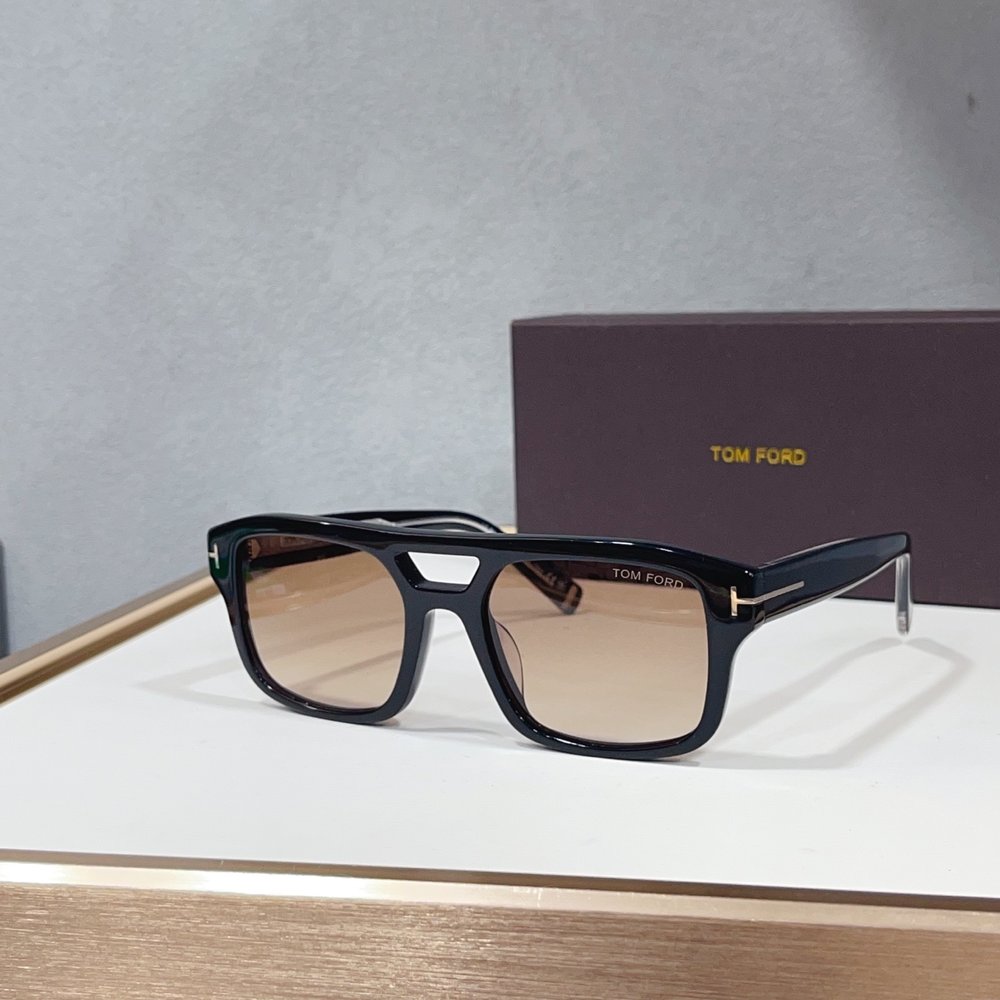 TOM FORD 선글라스 001-282332
