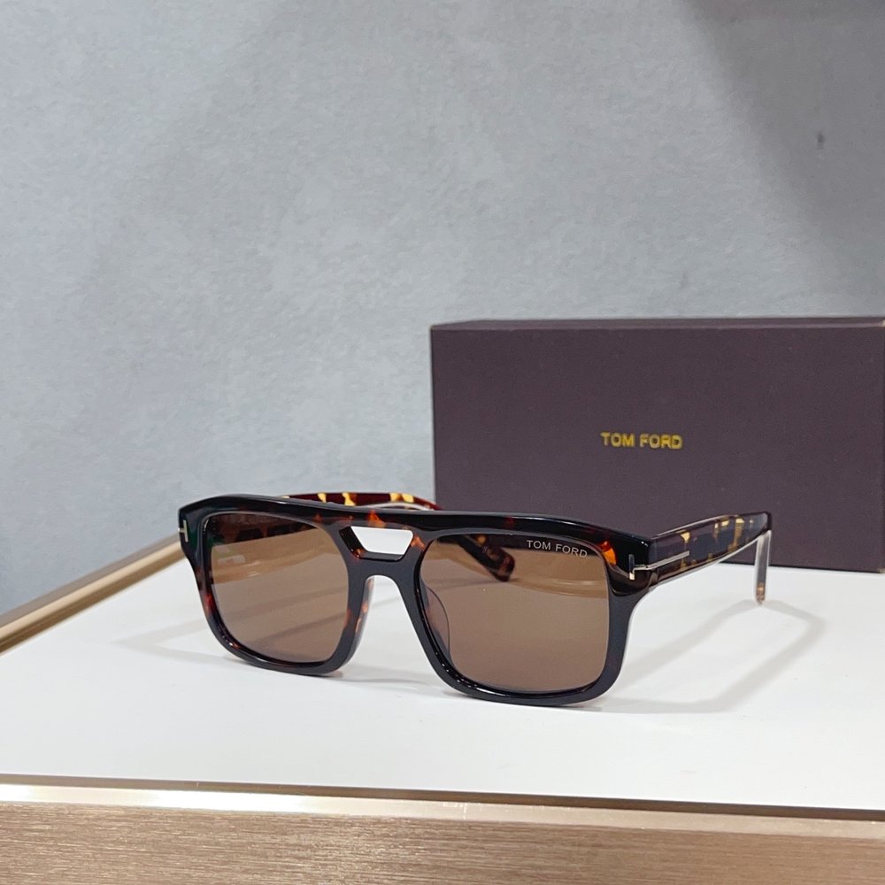TOM FORD 선글라스 001-282332