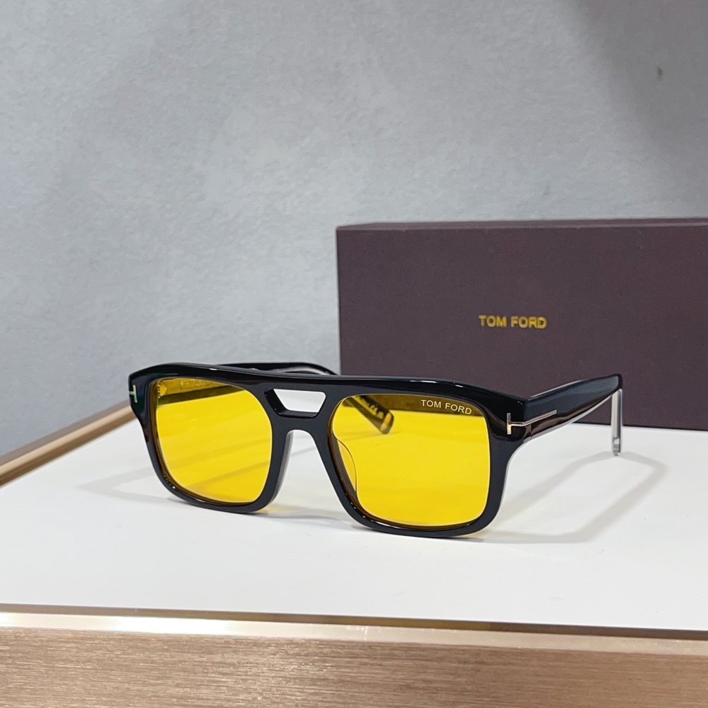 TOM FORD 선글라스 001-282332