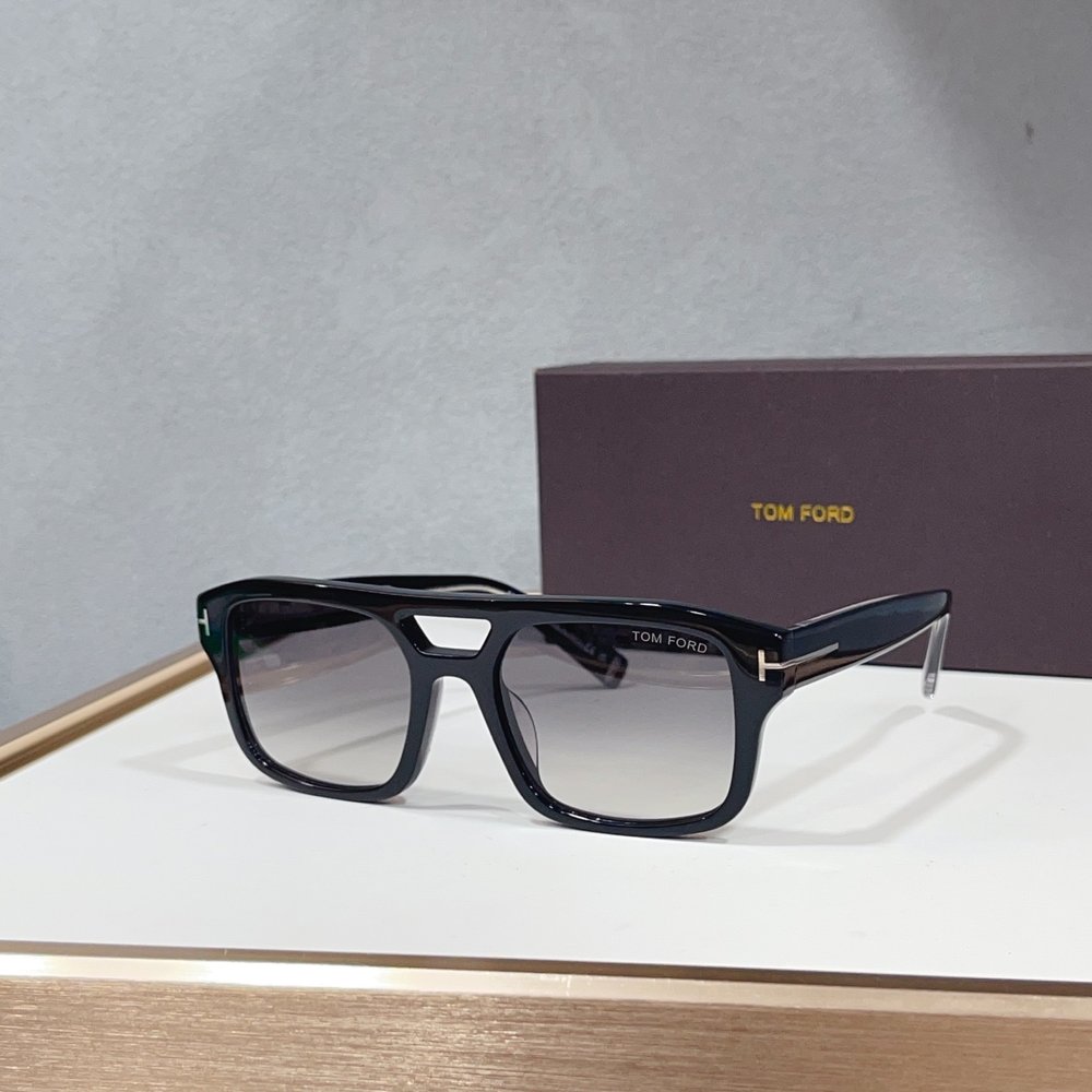 TOM FORD 선글라스 001-282332