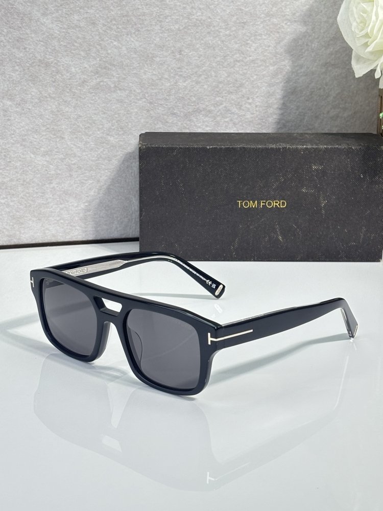 TOM FORD 톰 포드 선글라스 001-282334