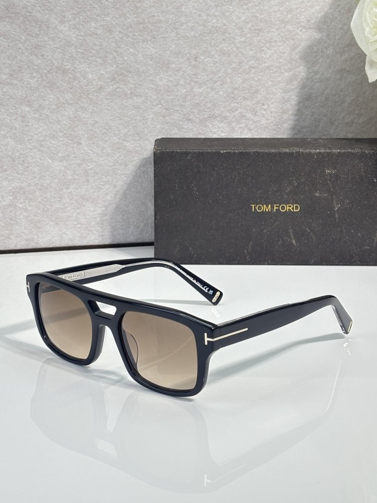 TOM FORD 톰 포드 선글라스 001-282334