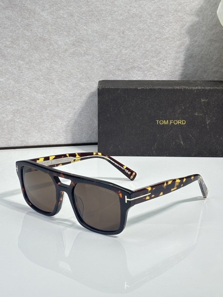TOM FORD 톰 포드 선글라스 001-282334
