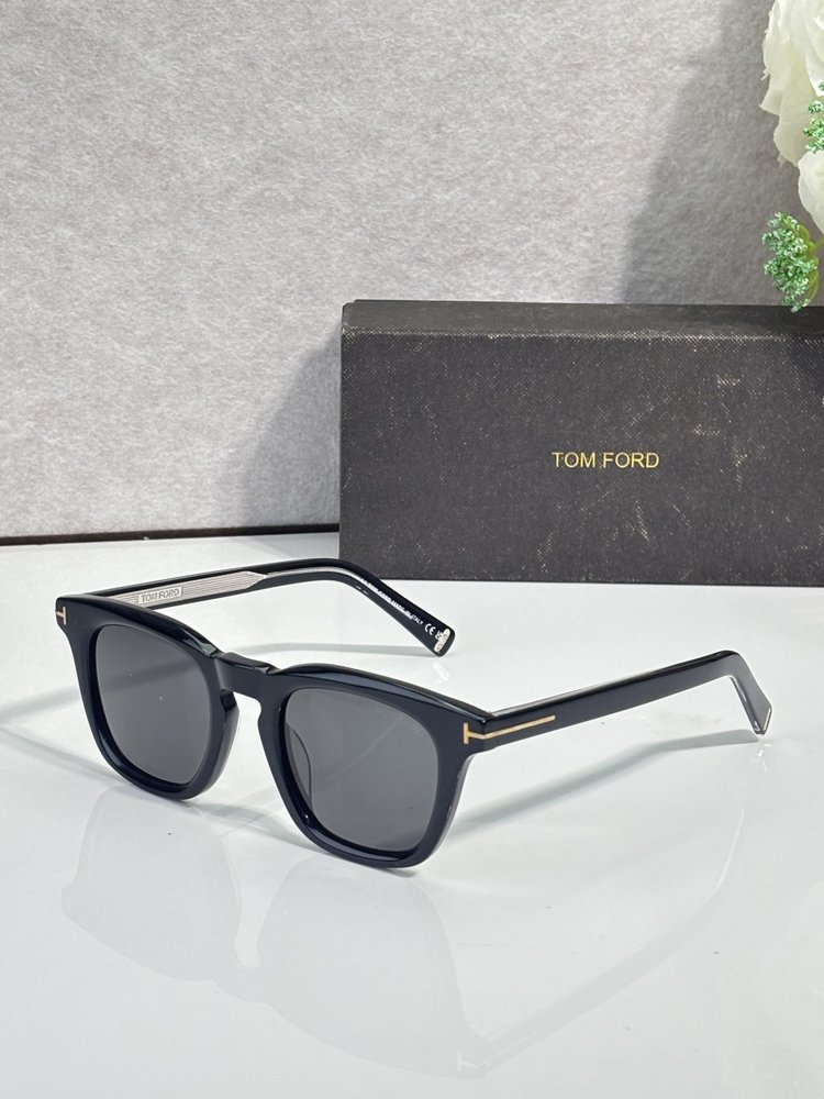 TOM FORD 선글라스 001-282338