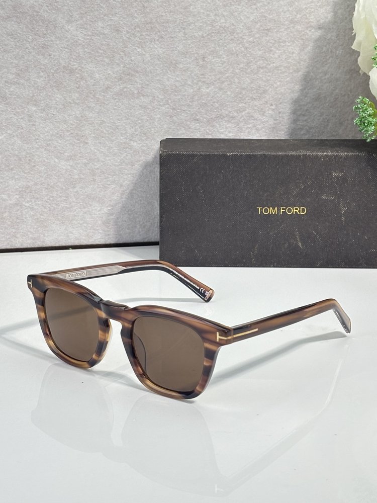 TOM FORD 선글라스 001-282338