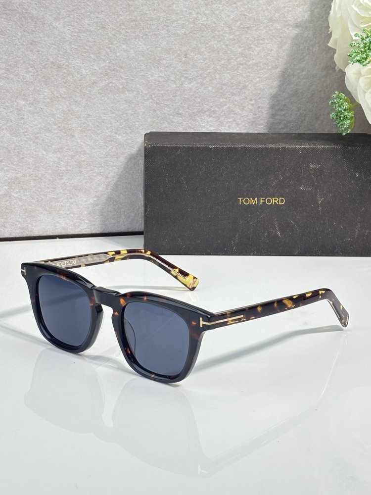 TOM FORD 선글라스 001-282338