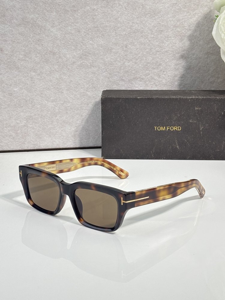 TOM FORD 톰포드 선글라스 001-282345
