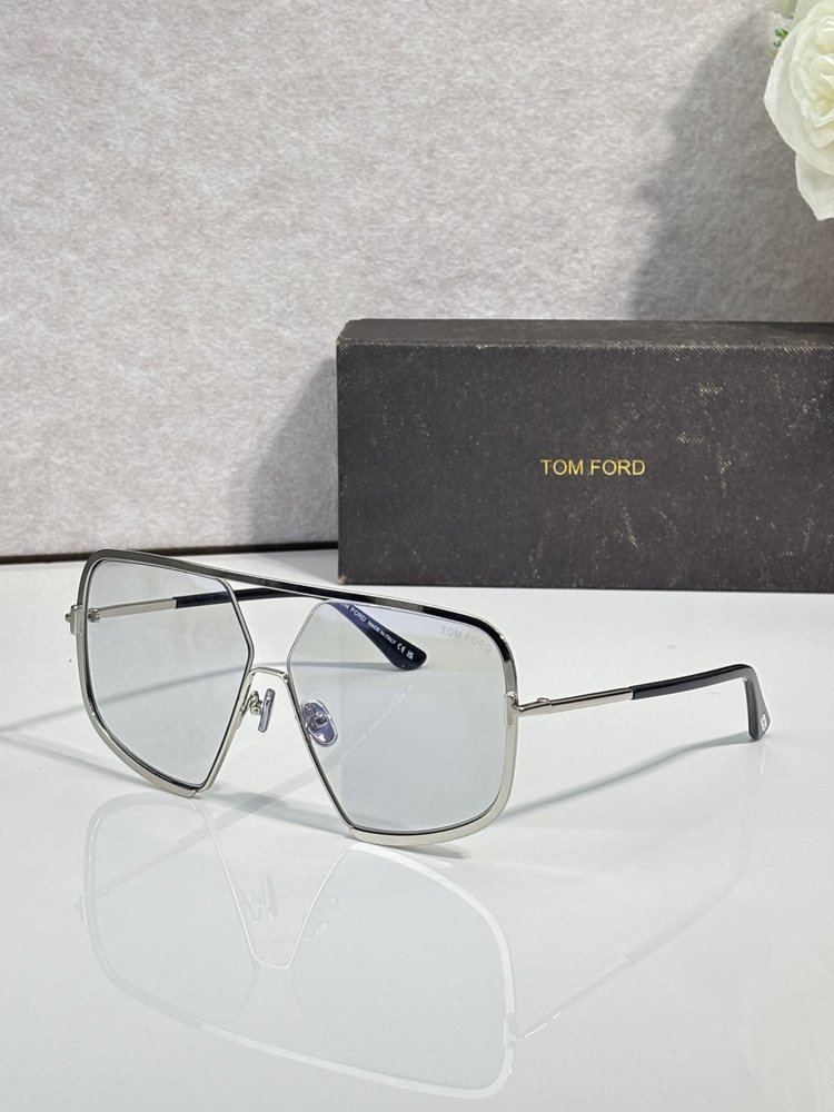 TOM FORD 선글라스 001-282346