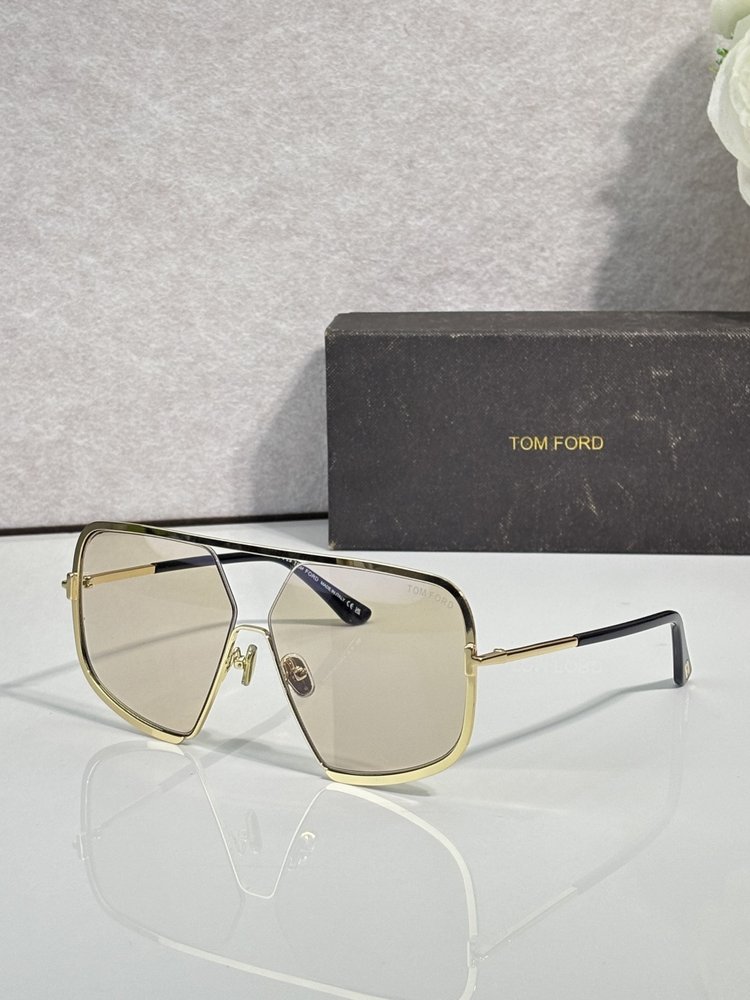 TOM FORD 선글라스 001-282346
