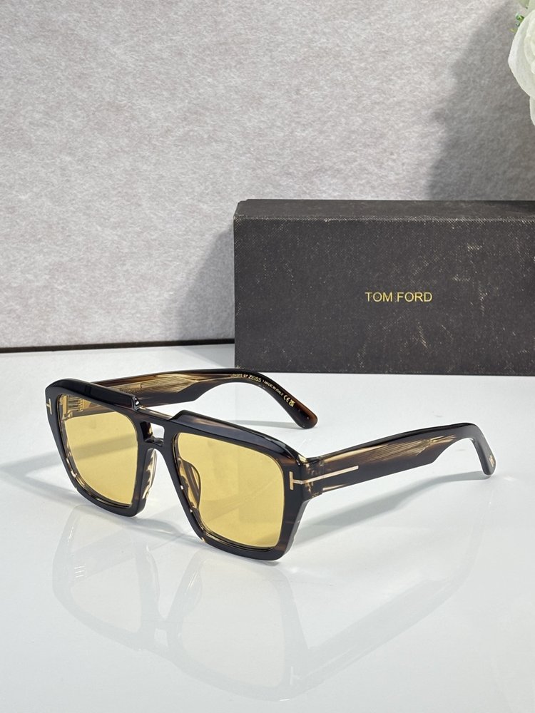 TOM FORD 선글라스 001-282348