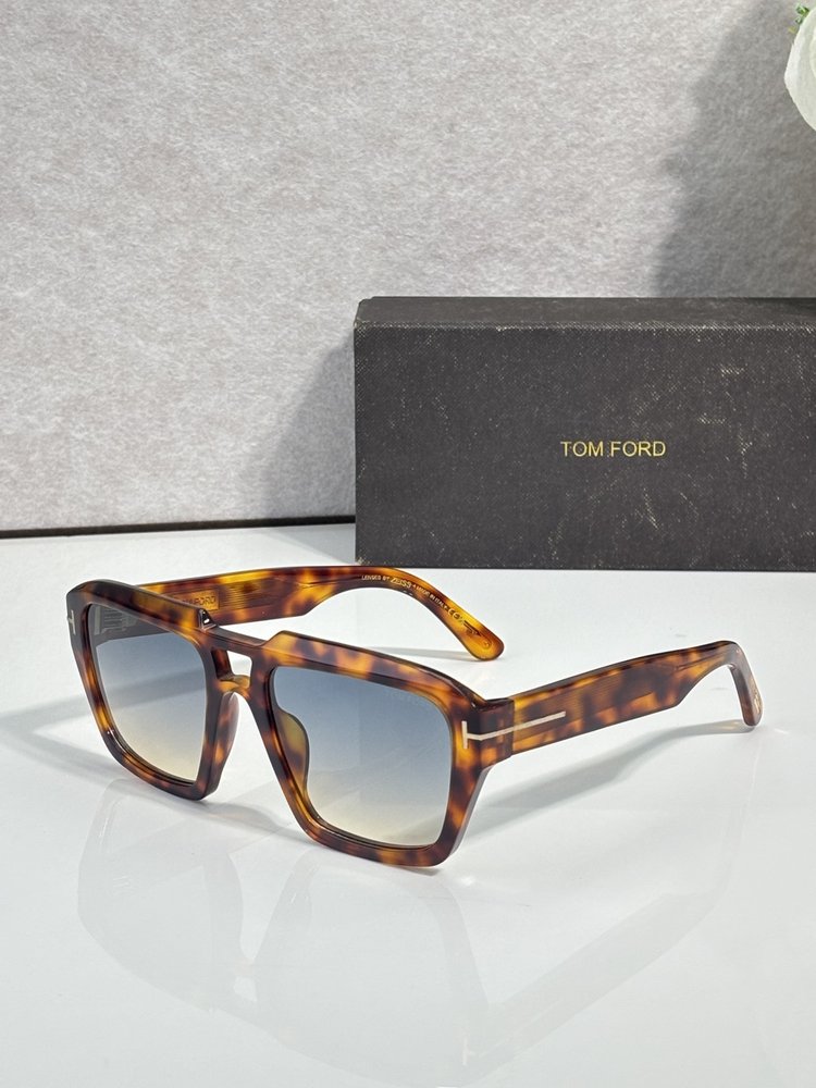 TOM FORD 선글라스 001-282348