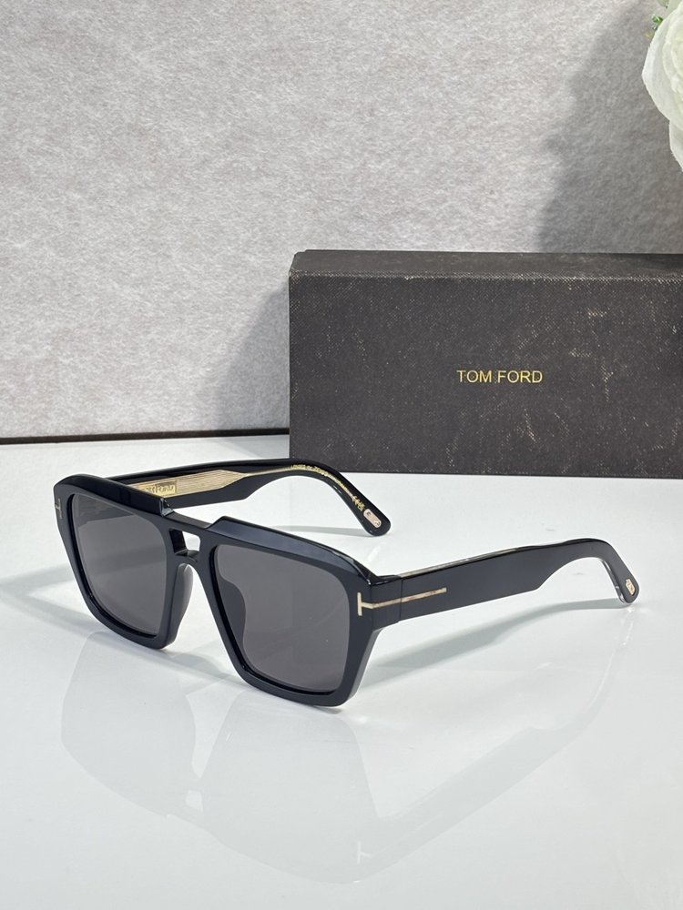 TOM FORD 선글라스 001-282349