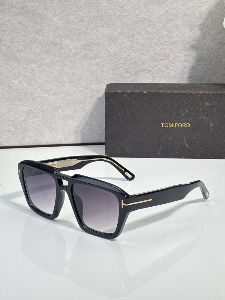 TOM FORD 선글라스 001-282349
