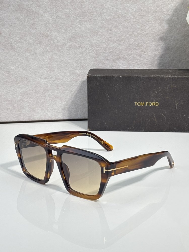 TOM FORD 선글라스 001-282349