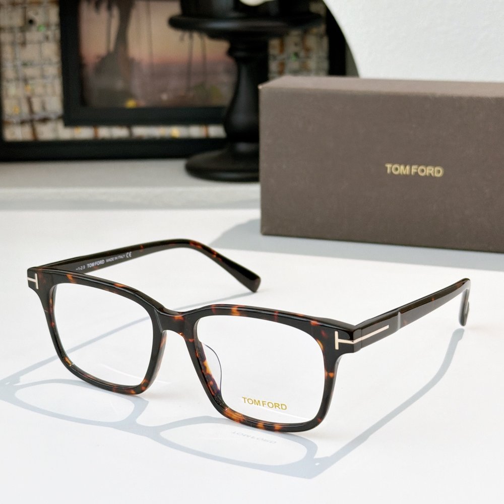 TOM FORD 선글라스 001-282353