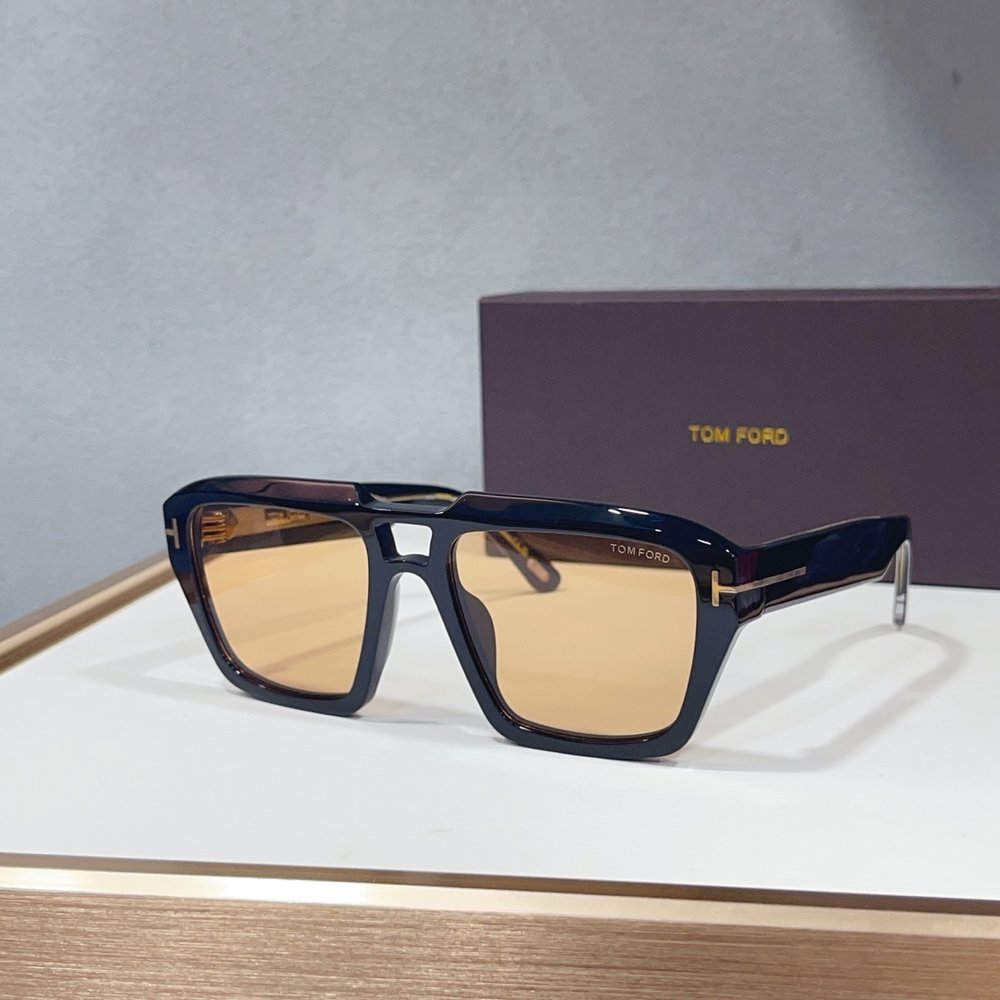 TOM FORD 톰포드 선글라스 001-282356