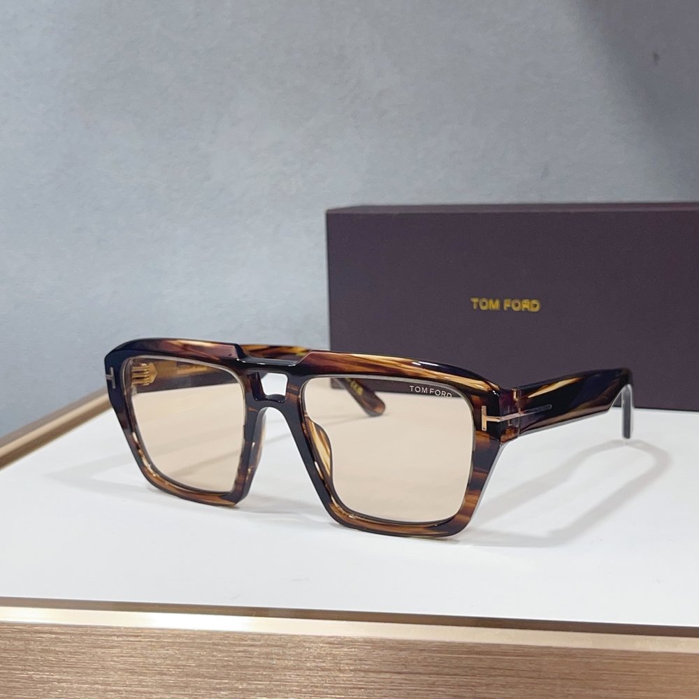 TOM FORD 톰포드 선글라스 001-282356