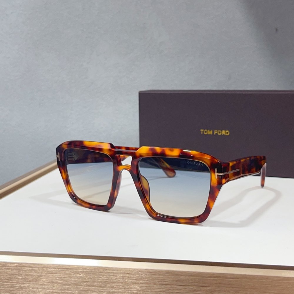 TOM FORD 톰포드 선글라스 001-282356