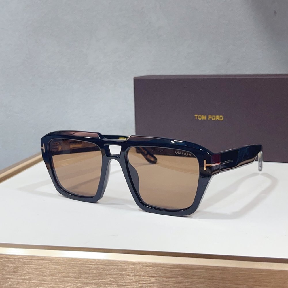 TOM FORD 선글라스 001-282357