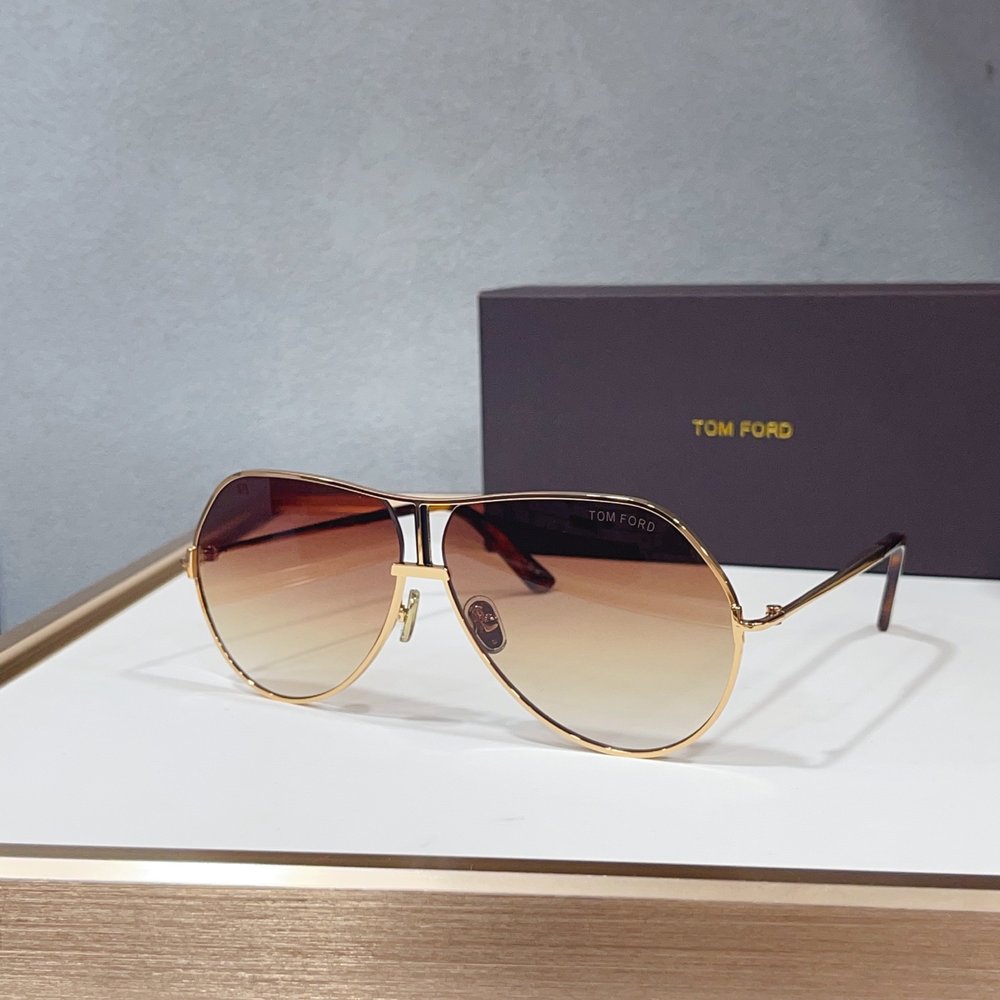 TOM FORD 선글라스 001-282359