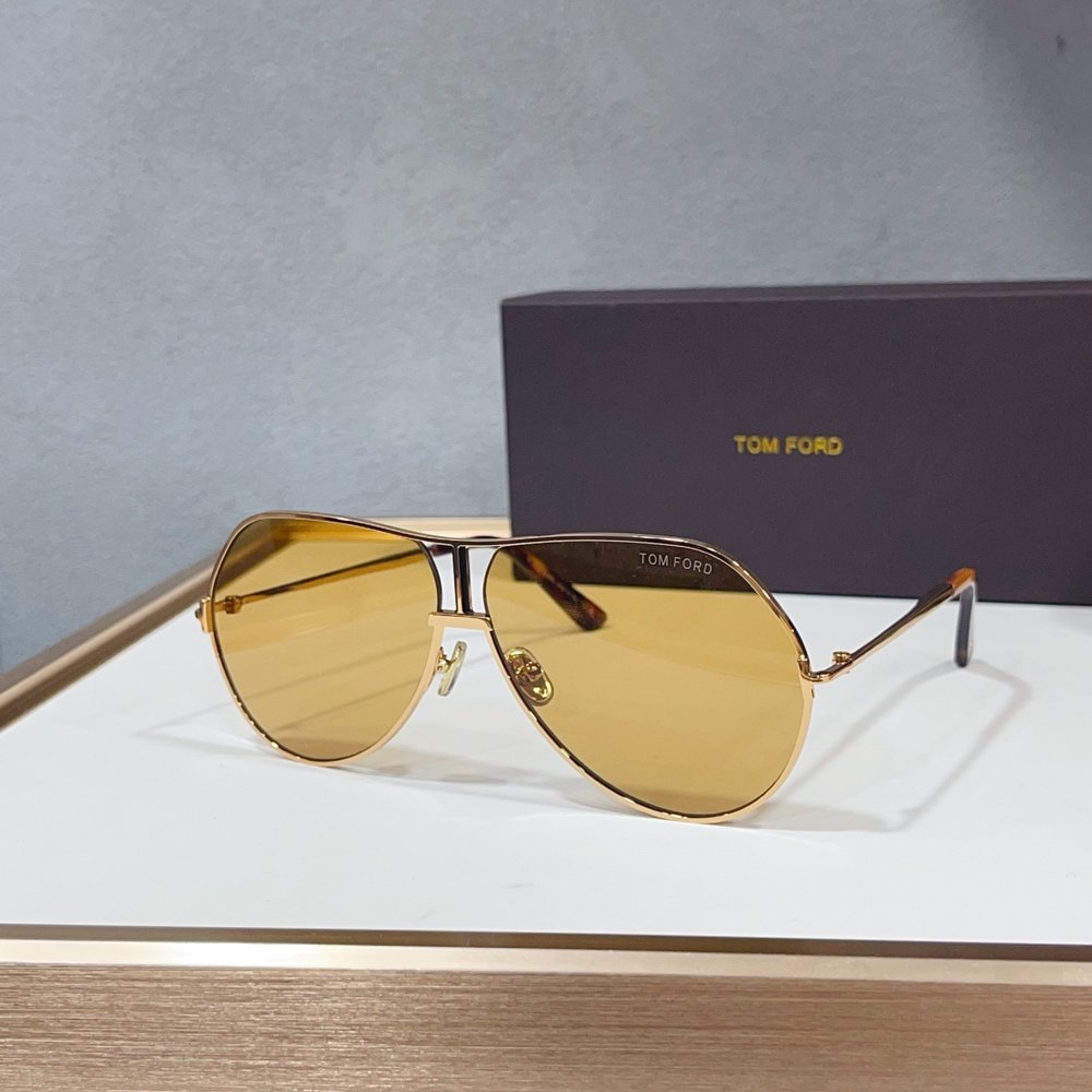 TOM FORD 선글라스 001-282359