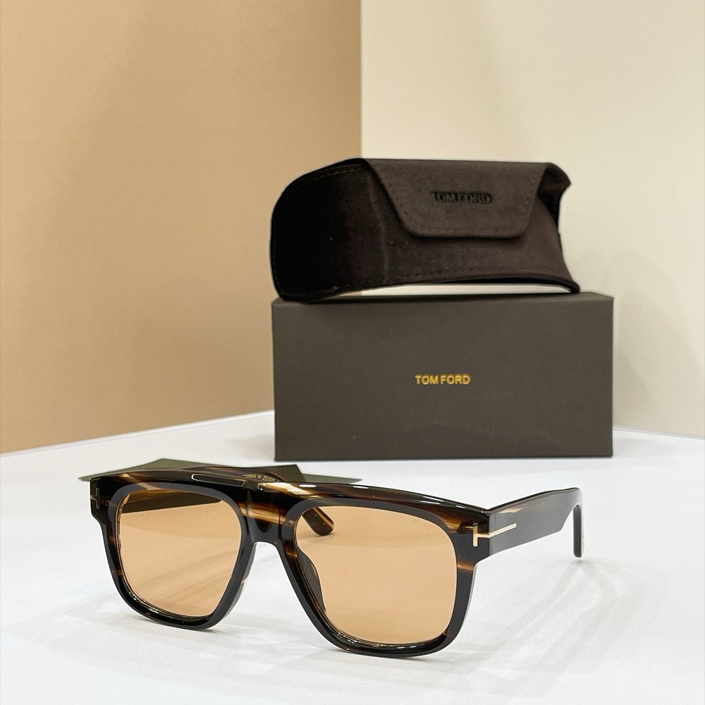 TOM FORD 선글라스 멀티컬러 001-282372