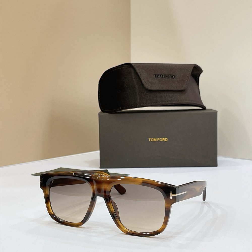 TOM FORD 선글라스 멀티컬러 001-282372