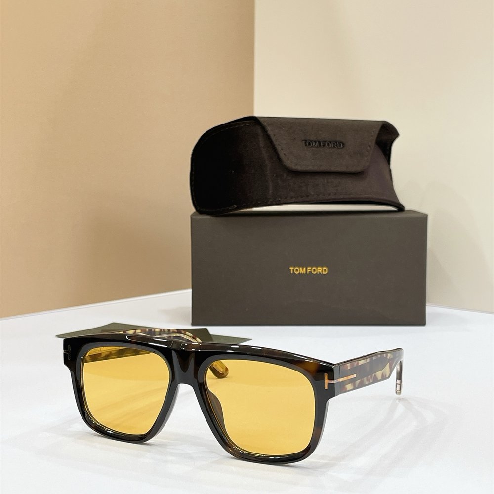TOM FORD 선글라스 멀티컬러 001-282372